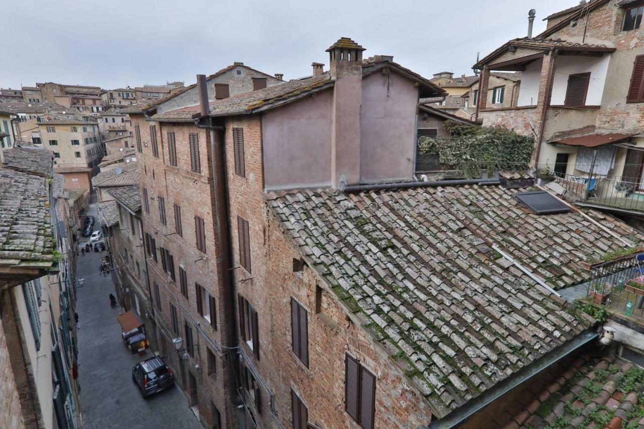 Attilio Camere Siena Exterior foto